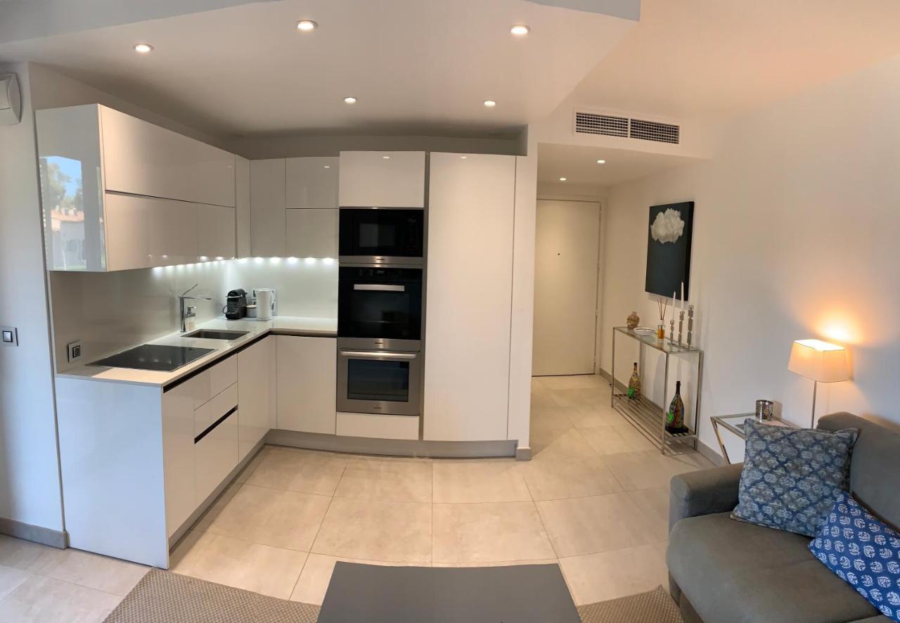 Exclusive Resort Apartments With Parking Сен Тропе Екстериор снимка