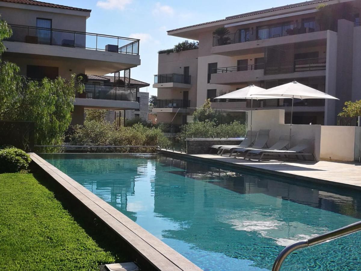 Exclusive Resort Apartments With Parking Сен Тропе Екстериор снимка