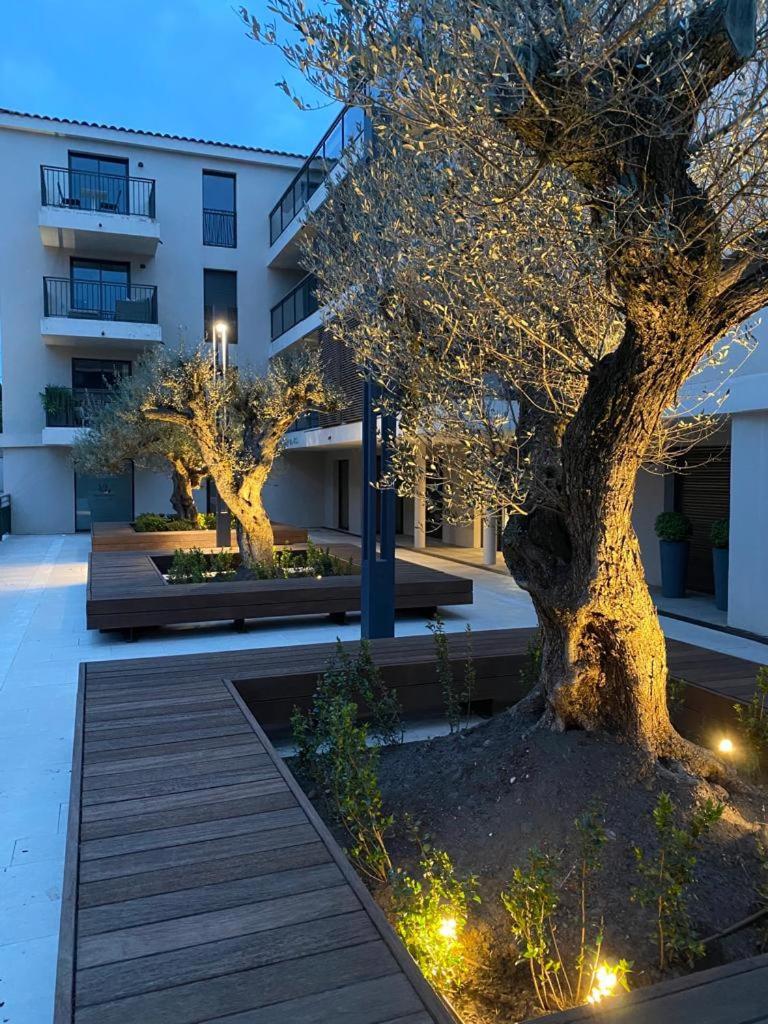 Exclusive Resort Apartments With Parking Сен Тропе Екстериор снимка